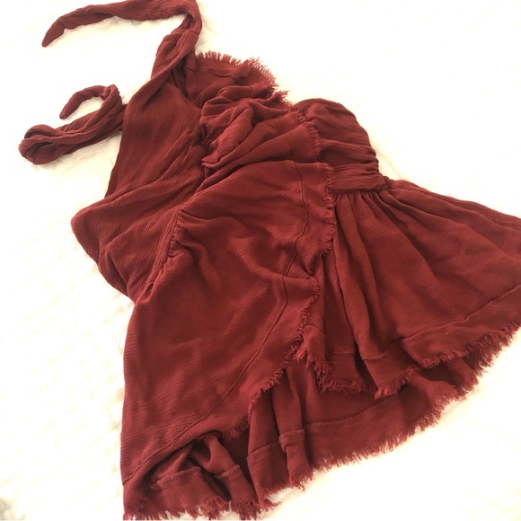Tops: bundle 3 or more for 50% off! EUC Free People ruffle halter wrap top - Picture 8 of 12